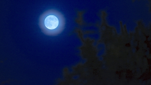 Moon & Strom Shots August 2012